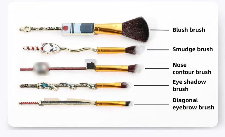 Stylo de maquillage exquis Tanjirou/Nezuko, traits délicats, couleurs variées, créez un maquillage raffiné