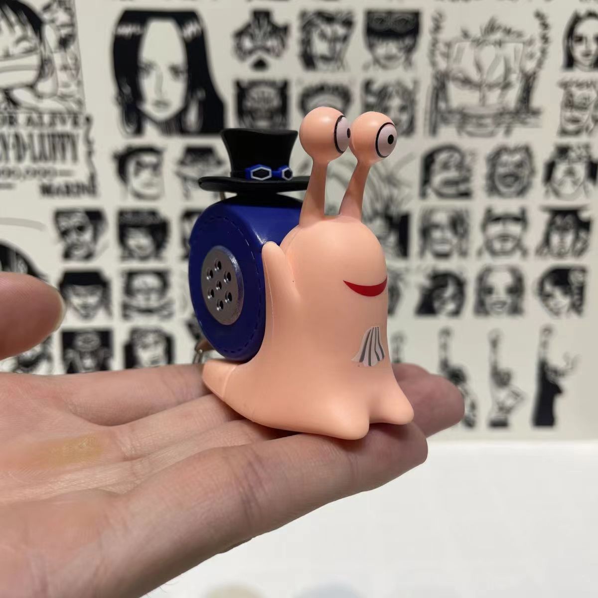 Porte-clés jouet sonore Den Den Mushi Luffy/Ace/Sabo, rétention sonore exclusive, plaisir d'accompagner