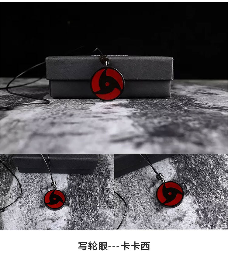 Ensemble de pendentifs collier Sharingan en bois de santal naturel sculpté à la main