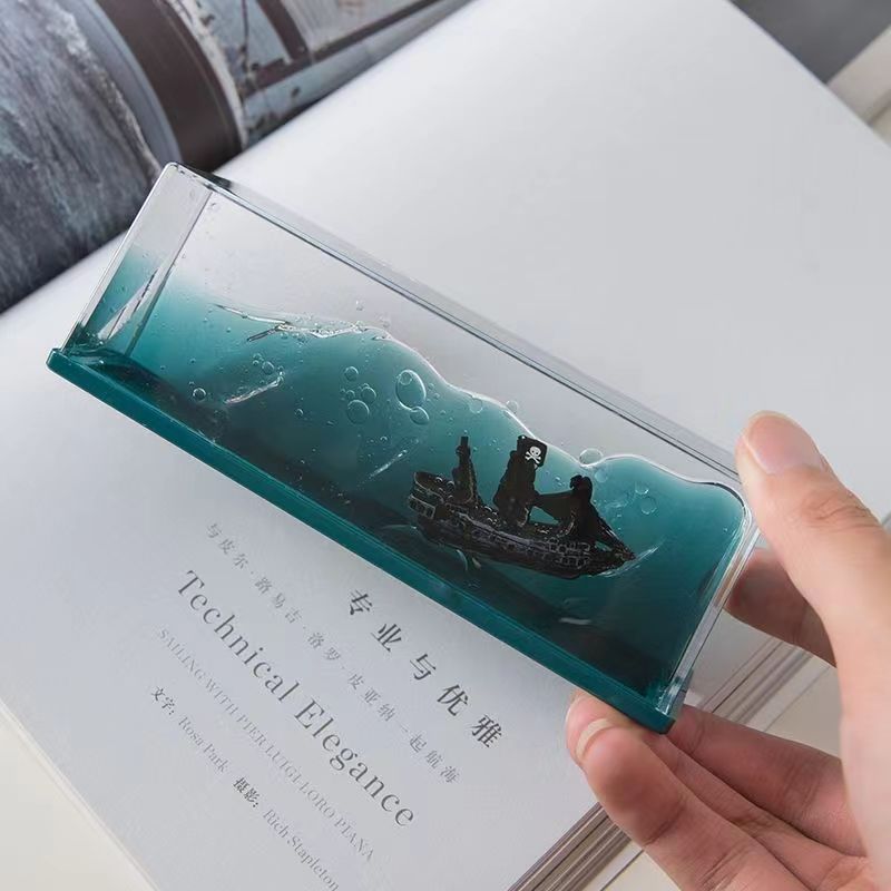 Décoration de bureau, bouteille à la dérive fluide, Titanic/Perle Noire