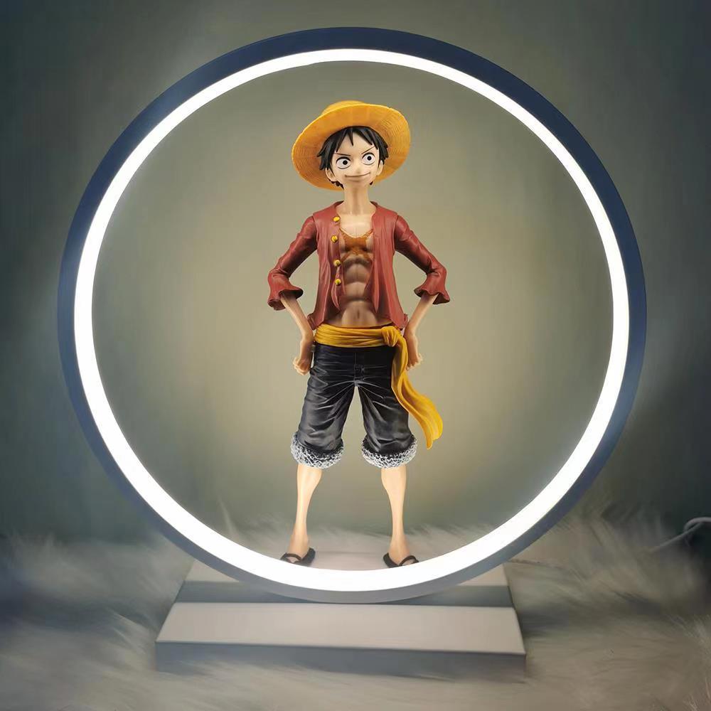 Figurine de Luffy fabriquée à la main