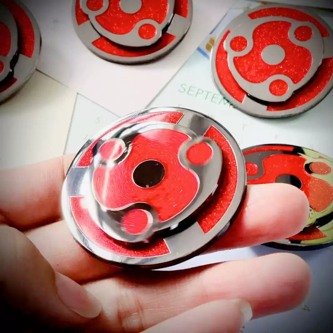 Naruto Uchiha Madara Sharingan Mangekyo Rotatif Épingle en émail, Broche Anime Rotative