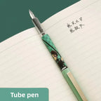 Coffret cadeau papeterie Tanjirou/Nezuko comprenant un stylo à bille et un carnet.