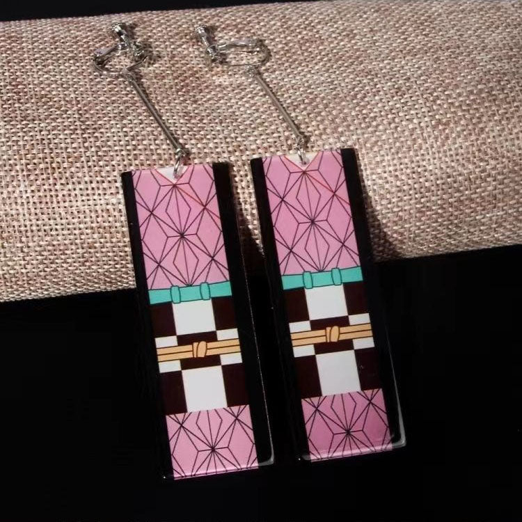 Magnifiques boucles d'oreilles Tanjirou/Nezuko pour un charme unique