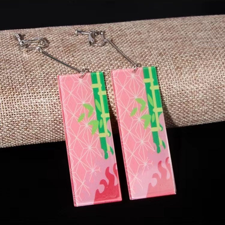 Magnifiques boucles d'oreilles Tanjirou/Nezuko pour un charme unique