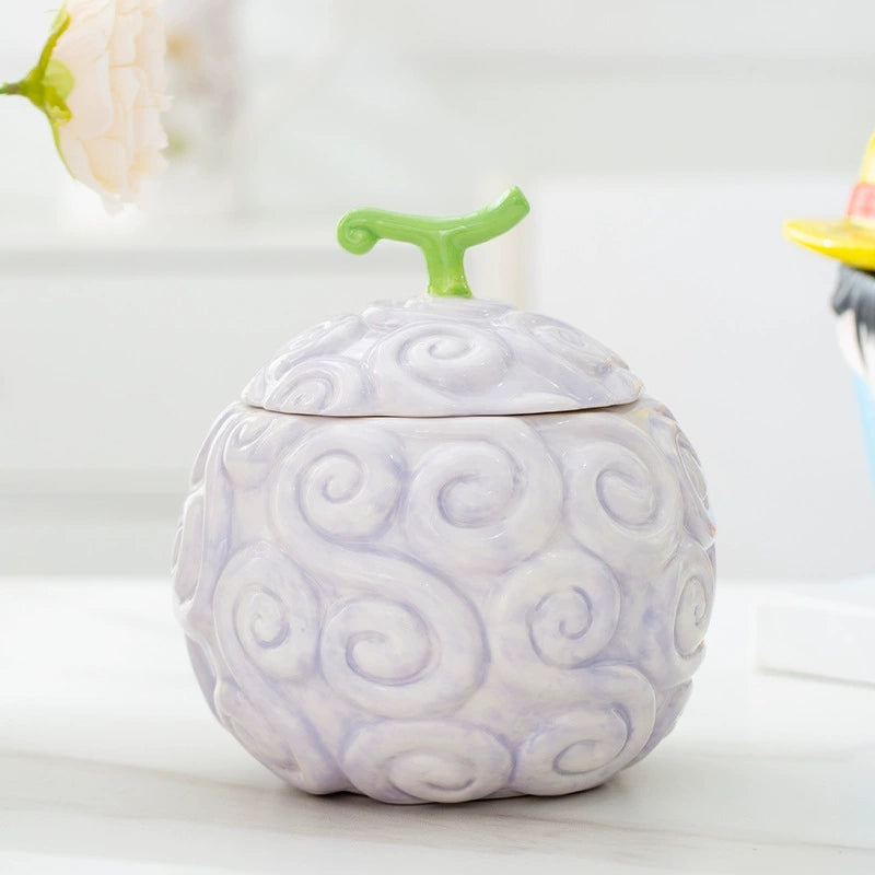 Tasse en céramique sur le thème de Luffy et cendrier en forme de Fruit du démon en caoutchouc