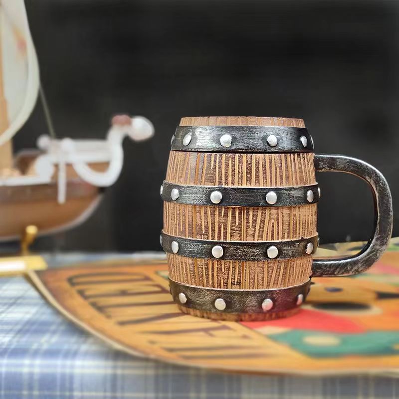 Gobelet thermos Luffy en fût de chêne