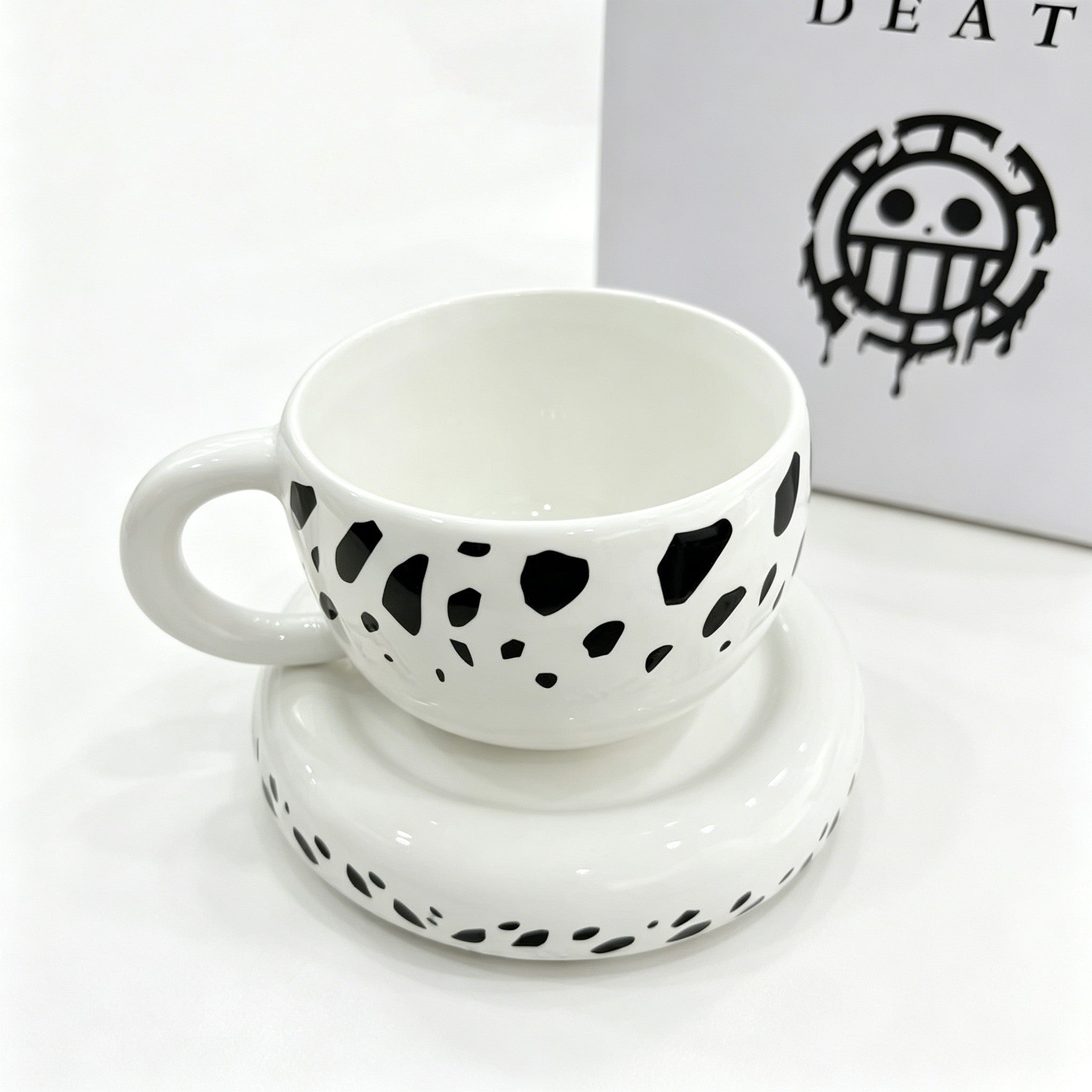 One Piece Trafalgar Law Hat Shaped Ceramic Mug, Anime Coffee Cup with Saucer