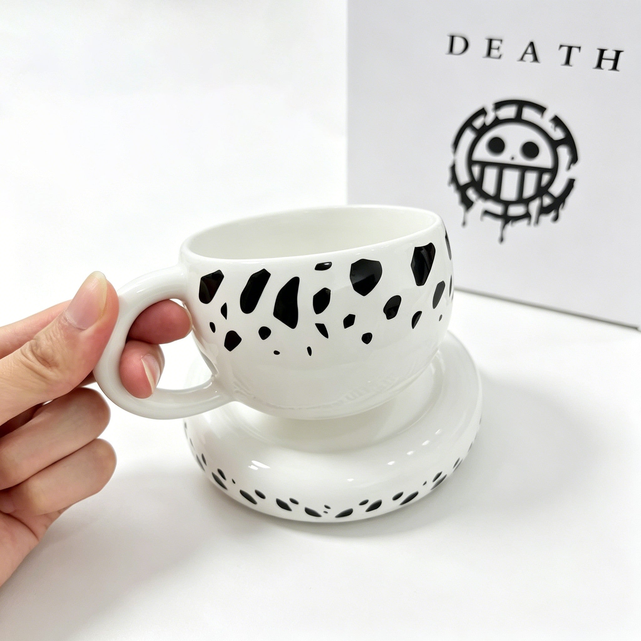 One Piece Trafalgar Law Hat Shaped Ceramic Mug, Anime Coffee Cup with Saucer