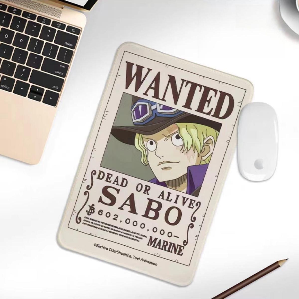 Tapis de souris avec primes des personnages Luffy/Zoro en ordre