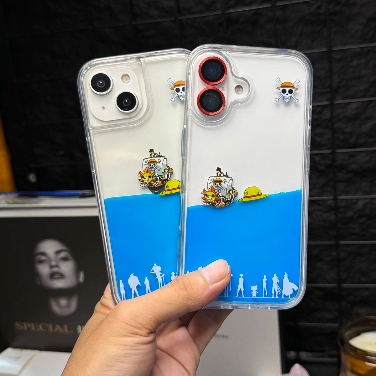 One Piece Thousand Sunny Liquid Quicksand Phone Case, Floating Straw Hat Pirates Design (iPhone 11-17 Pro Max)